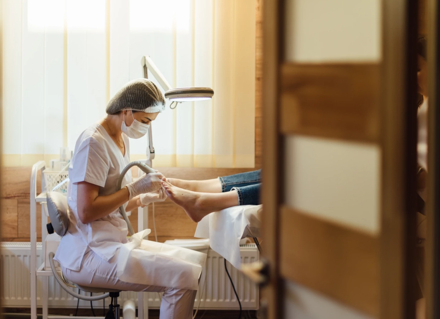doctor using tool to help patient
