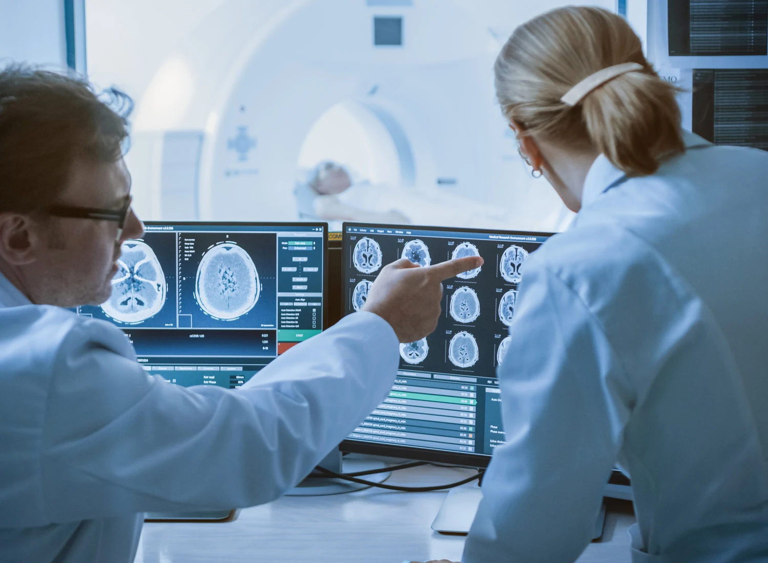 doctors with patient mri